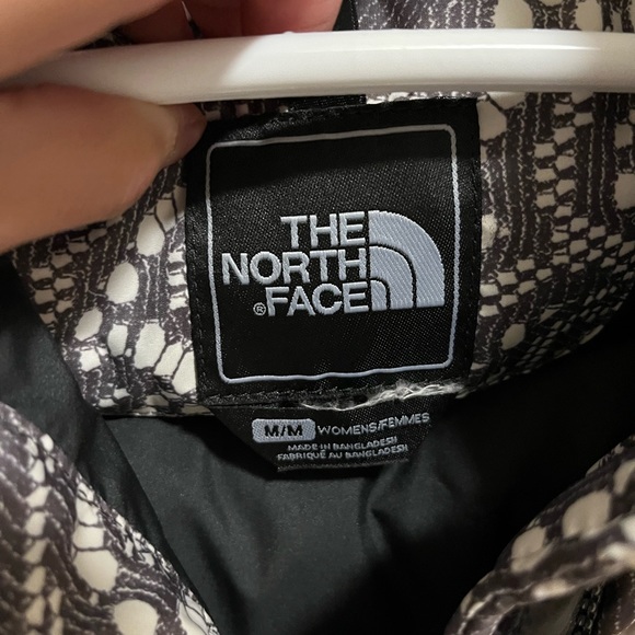 North Face vest - Picture 2 of 3